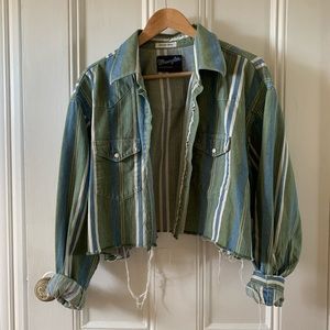 Cropped Western Fit Button Up